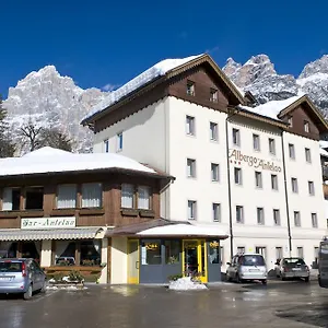 https://albergo-antelao.hotelinveneto.com